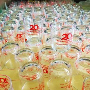 In cốc, in ảnh, in logo lên cốc, pha lê, cốc thủy tinh ở tại Sơn La