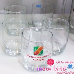 In logo doanh nghiệp lên cốc thủy tinh