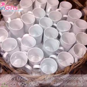 Phôi cốc sứ bát tràng in ảnh quai c giá rẻ nhất Hà Nội