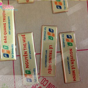 In thẻ tên nhân viên, làm bảng tên nhân viên giá rẻ nhất Hà Nội