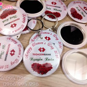 in huy hiệu, làm huy hiệu gương techcombank Hà Nội