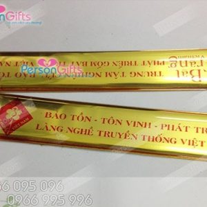 Sản xuất làm tem nhựa dẻo decal dán sản phẩm