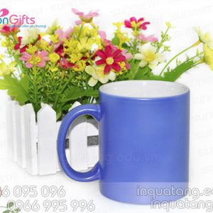 Phôi cốc đổi màu in chuyển nhiệt màu xanh đỏ, in ảnh quai tròn, tim