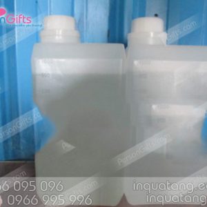 Keo thủy tinh đổ huy hiệu 2 thành phần AB