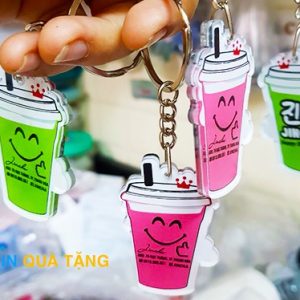 Làm móc khóa theo yêu cầu in móc khóa mica giá rẻ Hà Nội