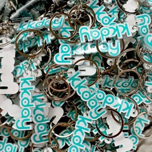 Móc khóa acrylic cắt theo chữ logo