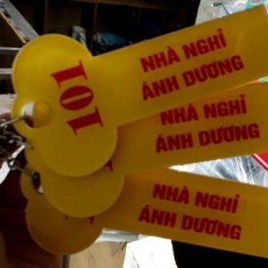 Móc khóa mica nhà nghỉ theo số phòng