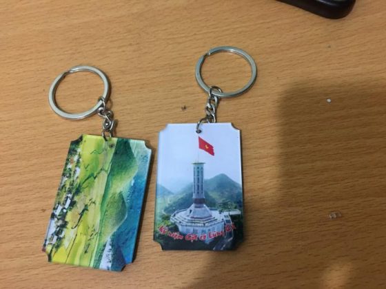 Dịch vụ in móc khóa theo yêu cầu tại in quà tặng